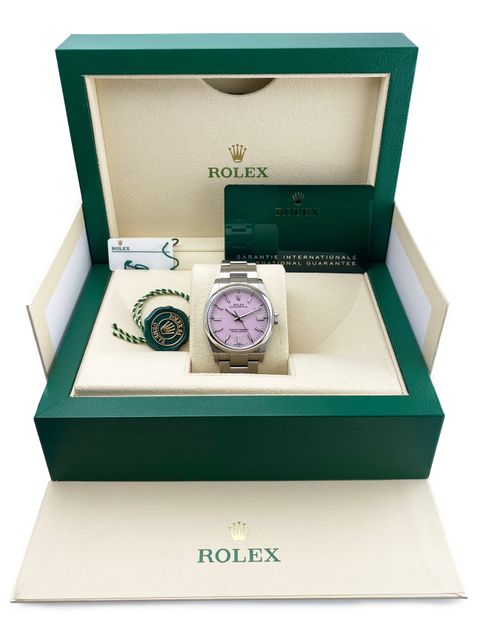 Rolex Oyster Perpetual 126000 Image 2